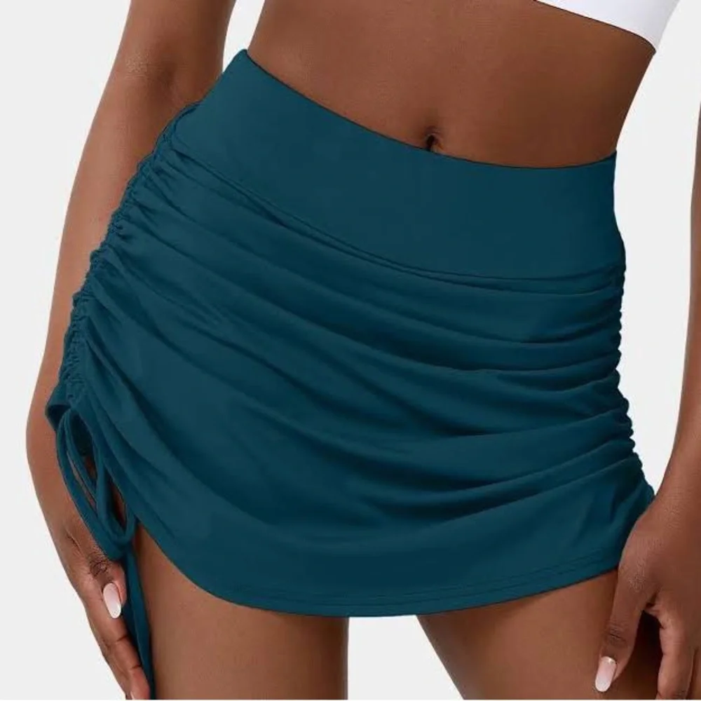 Halara Rushed Skirt - Picture 3 of 5